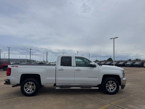 Used 2019 Chevrolet Silverado 1500 LT w/ All Star Edition AWD/4WD image 24