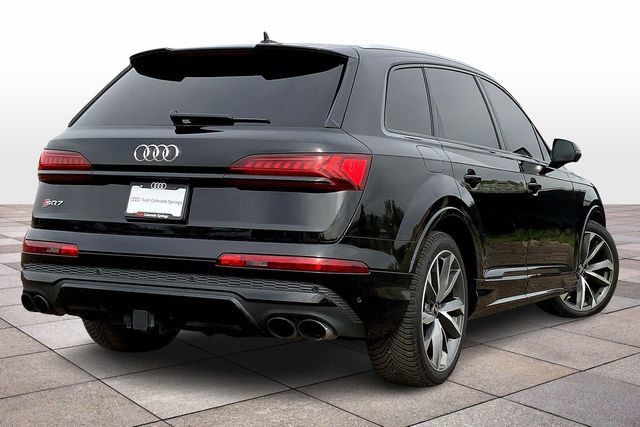 Used 2023 Audi SQ7 Premium Plus w/ Executive Package AWD/4WD image 13