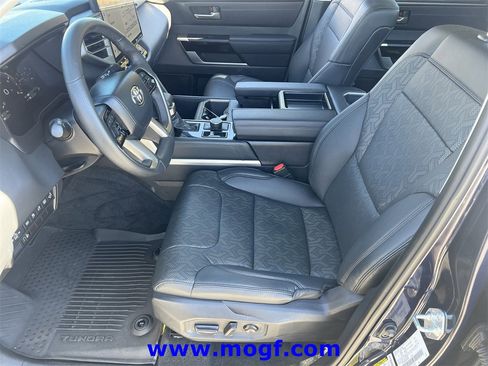 Used 2024 Toyota Tundra Limited image 21