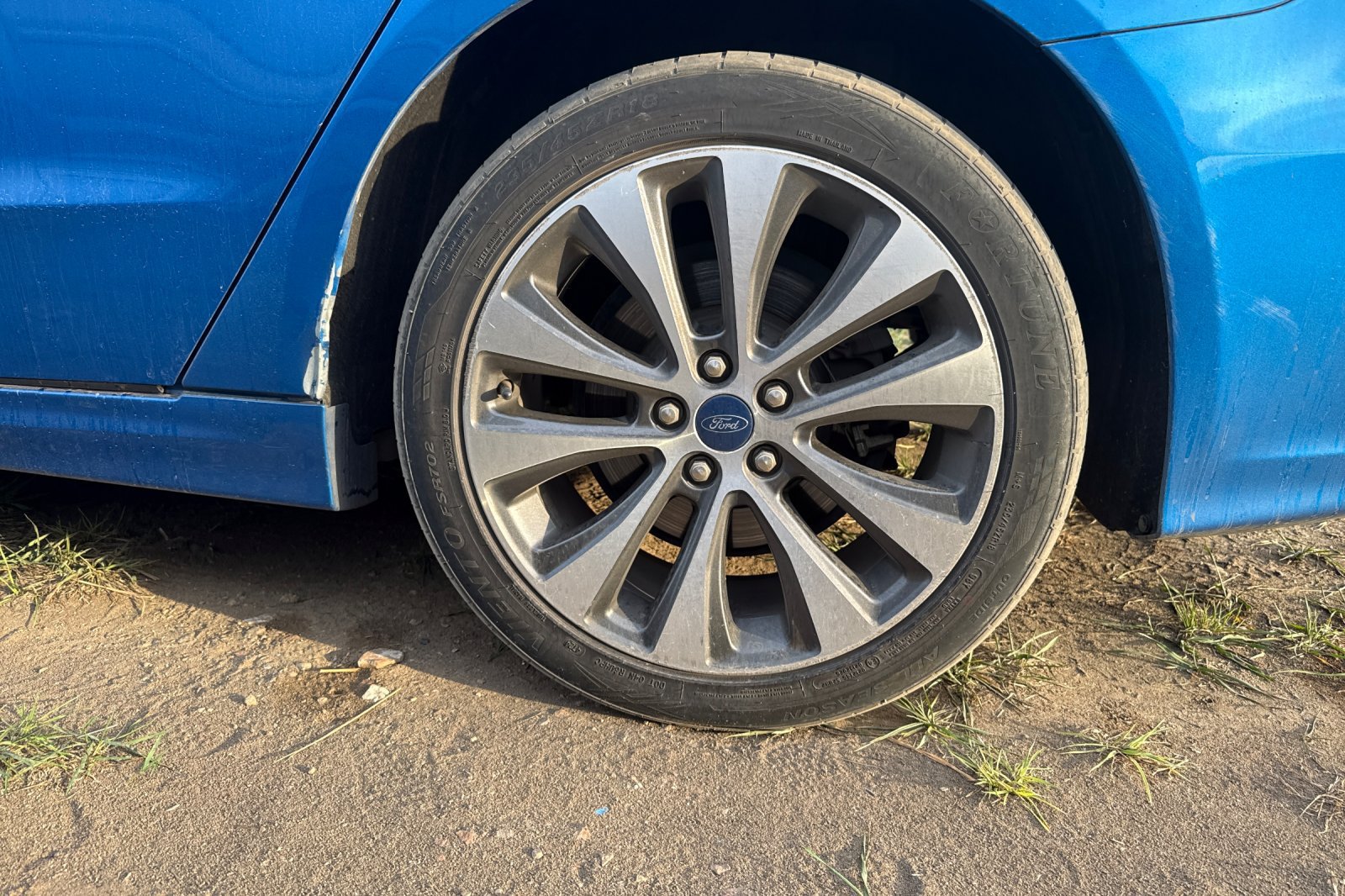 Used 2019 Ford Fusion SE AWD/4WD image 3