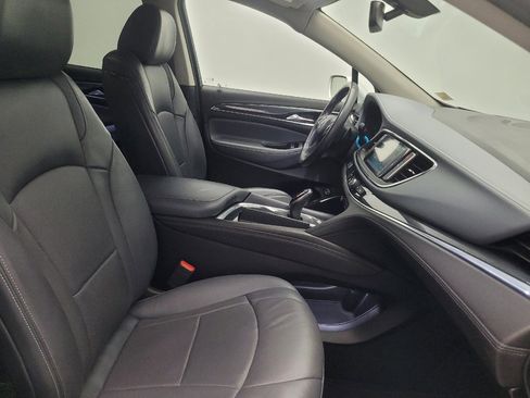 Used 2018 Buick Enclave Essence image 21