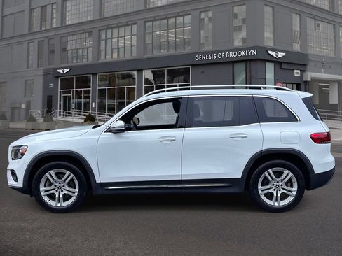 Used 2023 Mercedes-Benz GLB 250 4MATIC image 2