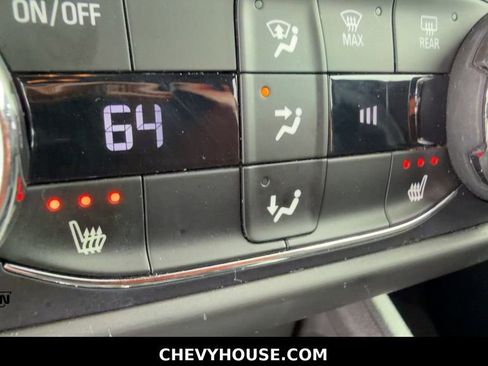 Used 2021 Chevrolet TrailBlazer RS w/ Technology Package FWD image 32