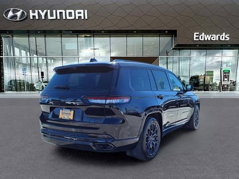 Used 2023 Jeep Grand Cherokee L Summit AWD/4WD image 8