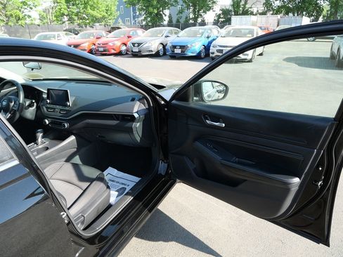 Used 2020 Nissan Altima 2.5 S AWD/4WD image 22