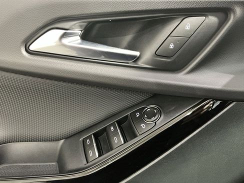 New 2026 Chevrolet Equinox RS w/ LPO, Floor Liner Package image 23