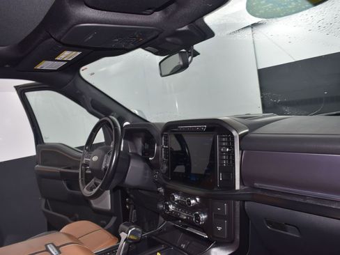 Certified 2021 Ford F150 Platinum w/ FX4 Off-Road Package image 28