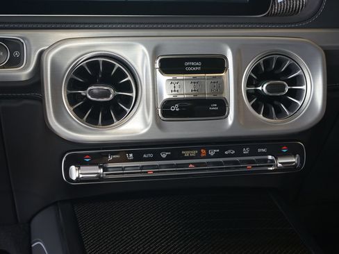 Used 2026 Mercedes-Benz G 63 AMG 4MATIC image 21
