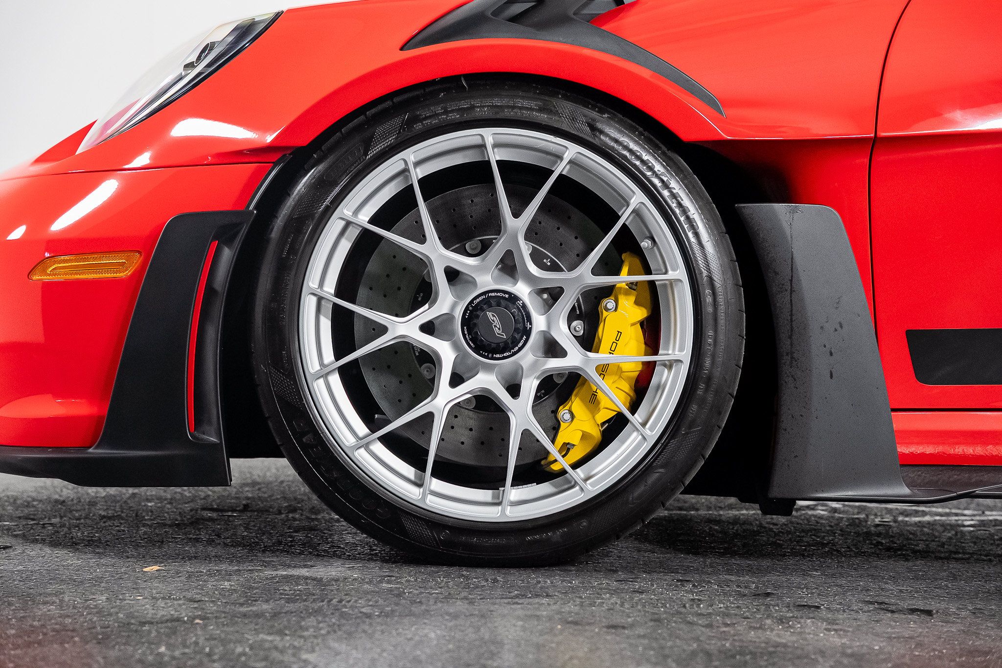 Used 2025 Porsche 911 GT3 RS RWD image 15