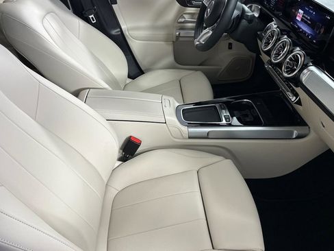 Certified 2025 Mercedes-Benz EQB 250+ image 21