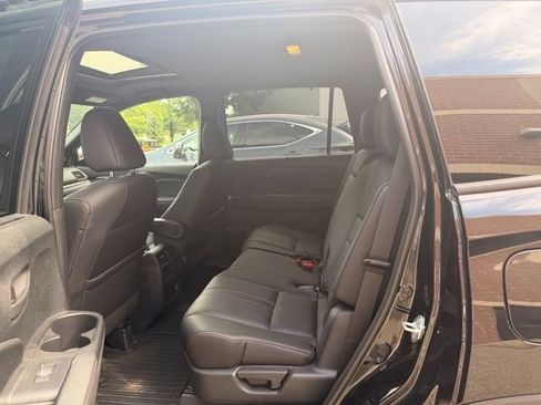 Used 2023 Honda Passport TrailSport image 11