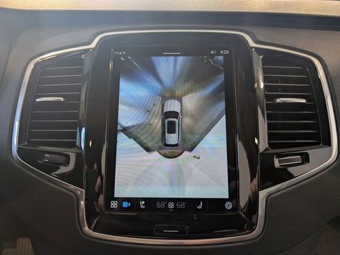 Used 2024 Volvo XC90 B5 Plus w/ Protection Package Premier image 25