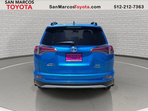 Used 2017 Toyota RAV4 AWD Hybrid image 7