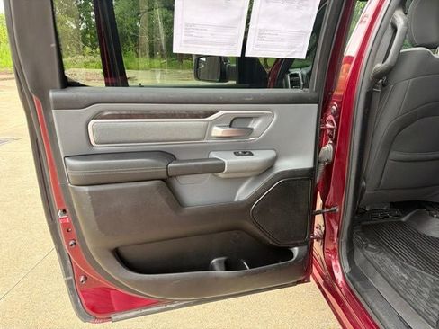 Used 2022 RAM 1500 Big Horn AWD/4WD image 16