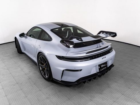 Used 2025 Porsche 911 GT3 RWD image 4