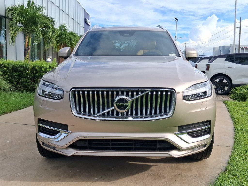 Used 2024 Volvo XC90 B6 Ultimate AWD/4WD image 2