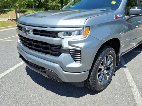 Certified 2024 Chevrolet Silverado 1500 RST AWD/4WD image 9