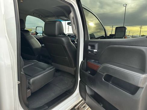 Used 2019 GMC Sierra 2500 SLT w/ Duramax Plus Package image 19