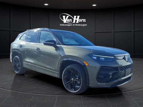 New 2026 Volkswagen Tiguan SE R-Line image 1