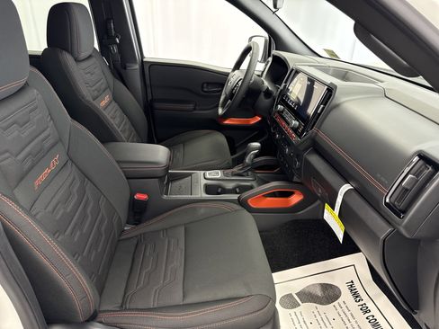 New 2026 Nissan Frontier PRO-4X w/ Pro-4x Convenience Package image 12