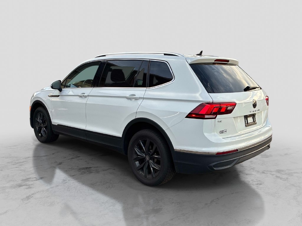 Used 2024 Volkswagen Tiguan SE FWD image 5