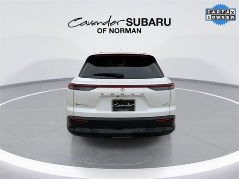 Used 2025 Toyota Crown Signia image 3