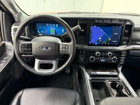 Used 2024 Ford F350 Lariat image 20