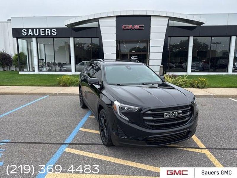 Certified 2021 GMC Terrain SLE w/ Driver Convenience Package image 1