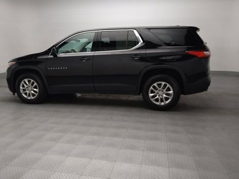 Used 2020 Chevrolet Traverse LS FWD image 3