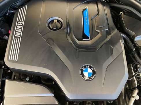 Used 2024 BMW 330e xDrive 330e xDrive image 21