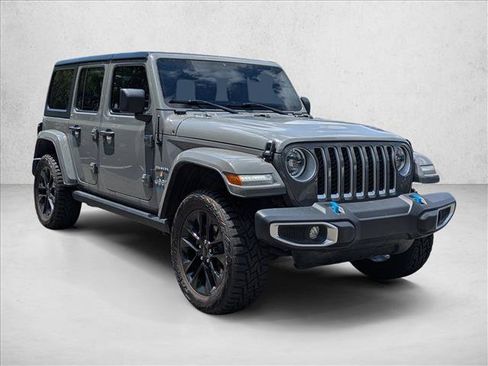 Used 2023 Jeep Wrangler Unlimited Sahara AWD/4WD image 3