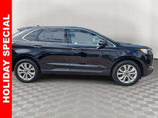 Used 2023 Ford Edge Titanium video 2
