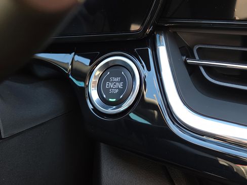 New 2026 Chevrolet Trax RS w/ Driver Confidence Package image 11