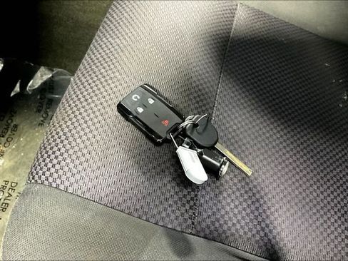 Used 2018 Chevrolet Silverado 1500 LT w/ All Star Edition image 31