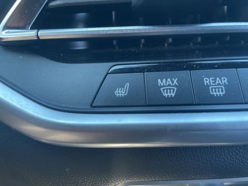 Used 2019 BMW X5 xDrive40i w/ Premium Package 2 image 24