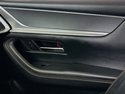 Used 2024 MAZDA CX-90 3.3 Turbo w/ Premium Package image 17