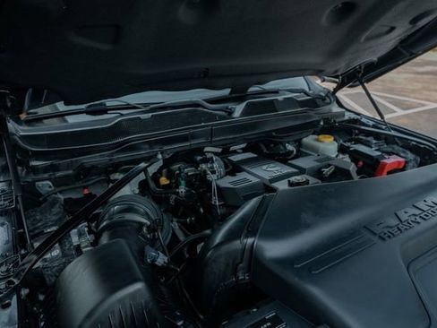 Used 2019 RAM 2500 Laramie image 32