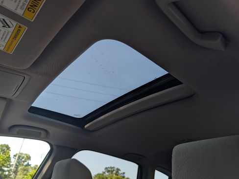 Used 2018 Honda CR-V EX image 16