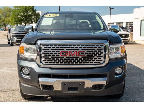 Used 2019 GMC Canyon Denali AWD/4WD image 3