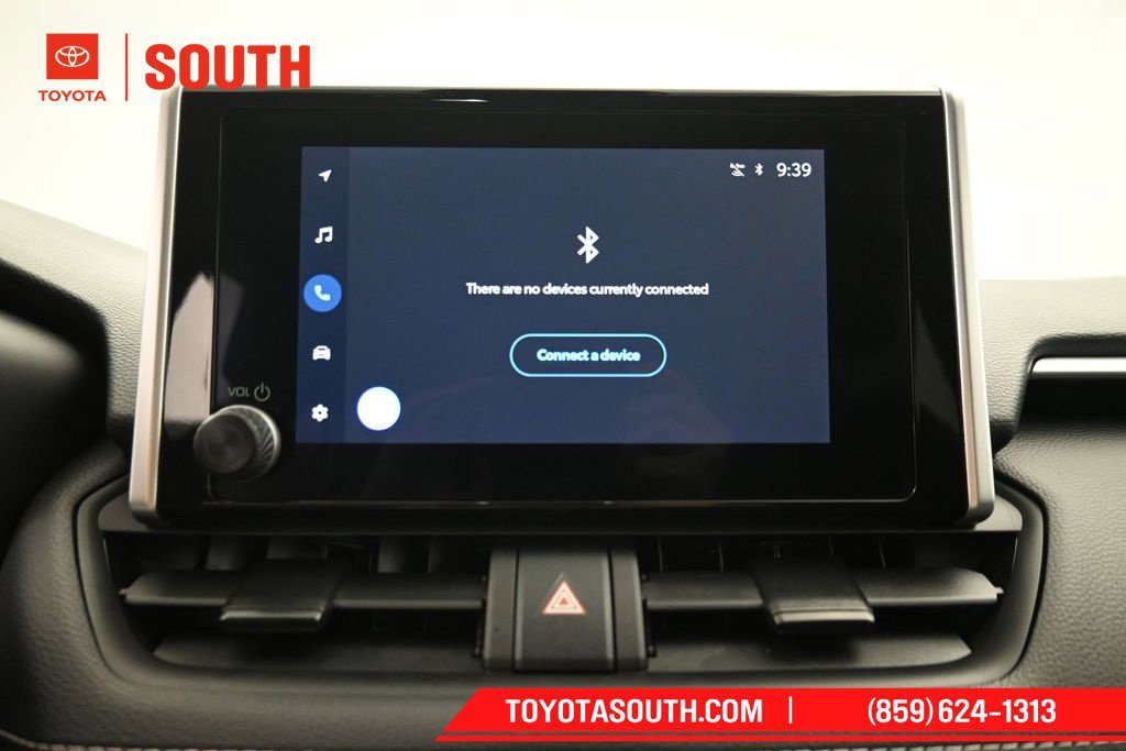 Certified 2025 Toyota RAV4 LE AWD/4WD image 15