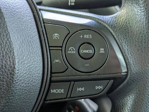 Used 2024 Toyota Corolla LE FWD image 6