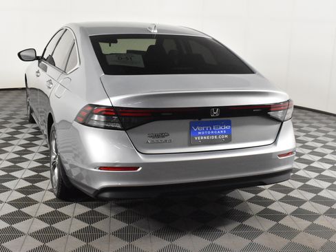 Certified 2024 Honda Accord EX image 7
