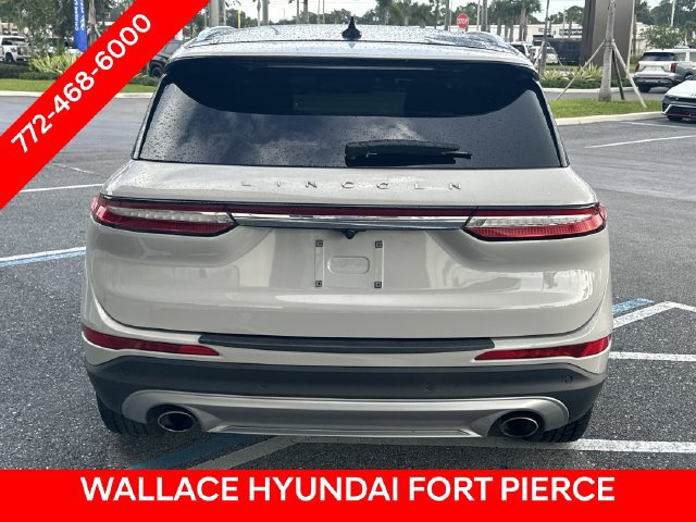 Used 2022 Lincoln Corsair Reserve w/ Equipment Group 201A FWD image 7