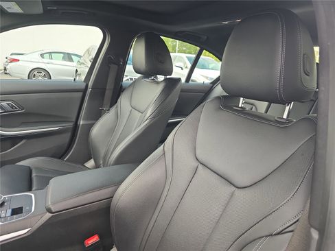 Used 2023 BMW 330e RWD image 17