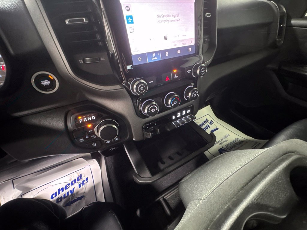 Used 2025 RAM 1500 Warlock AWD/4WD image 29