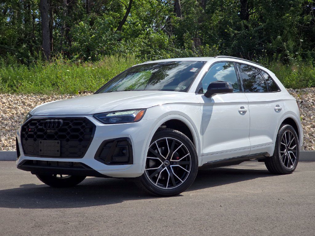 Certified 2024 Audi SQ5 Premium Plus AWD/4WD image 2