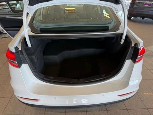 Used 2019 Ford Fusion SE FWD image 23