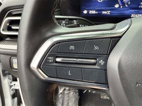 Certified 2024 Chevrolet Traverse LT image 21