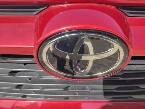 Used 2024 Toyota RAV4 XLE FWD image 19