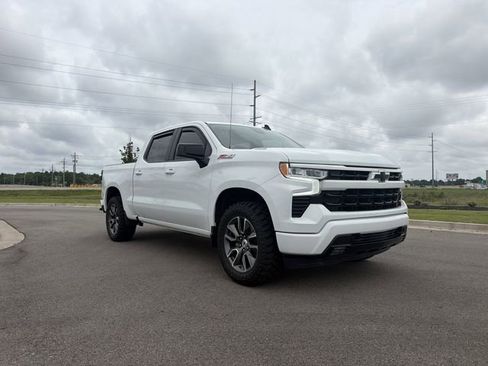 Used 2023 Chevrolet Silverado 1500 RST AWD/4WD image 7